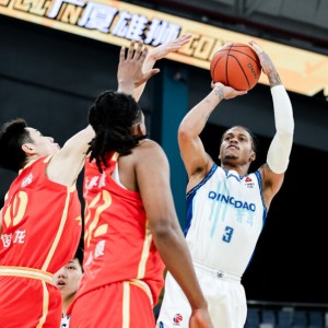 开云注册网址-CBA排名：1夜2队摆烂，广厦6连胜领跑，广东坐稳前3，山东杀进前6